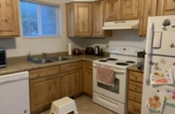 Foto del edificio - 389 N Main St