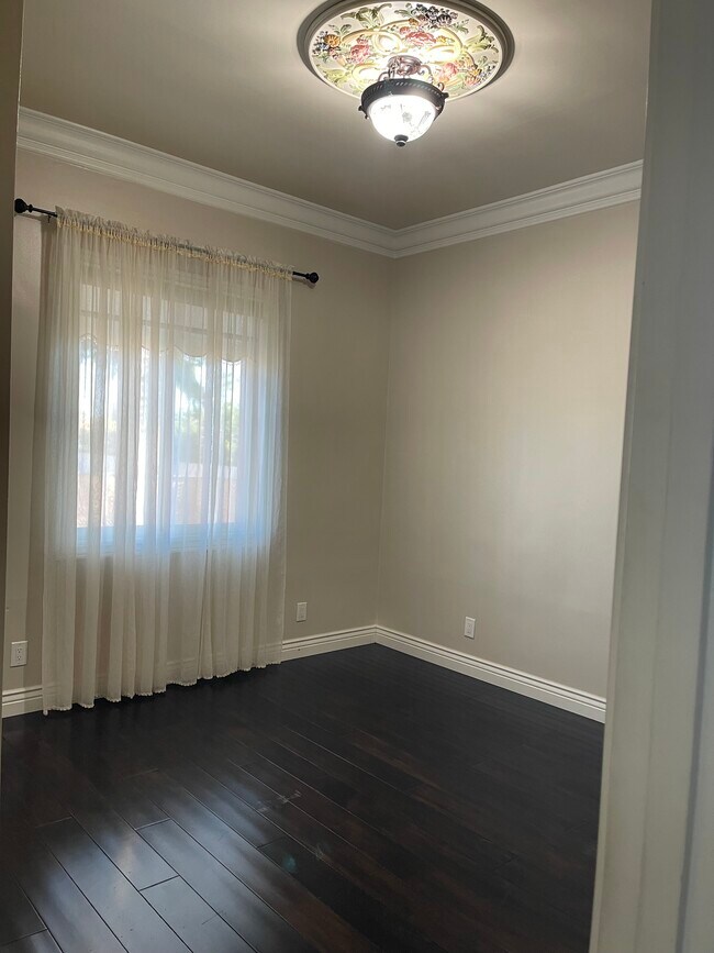 Building Photo - 2366 W Avenue 133rd