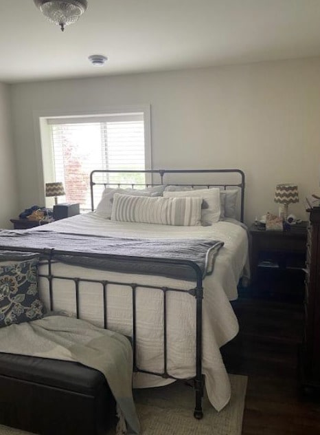 Building Photo - 110 W 10th St