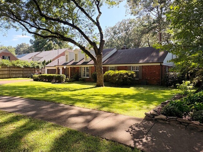 Foto del edificio - 289 Woodmont Dr