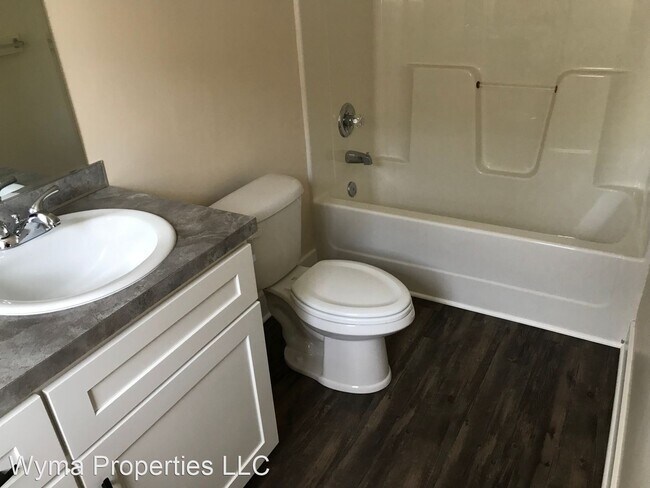Building Photo - 3 br, 2.5 bath House - 732 Cass Ave SE