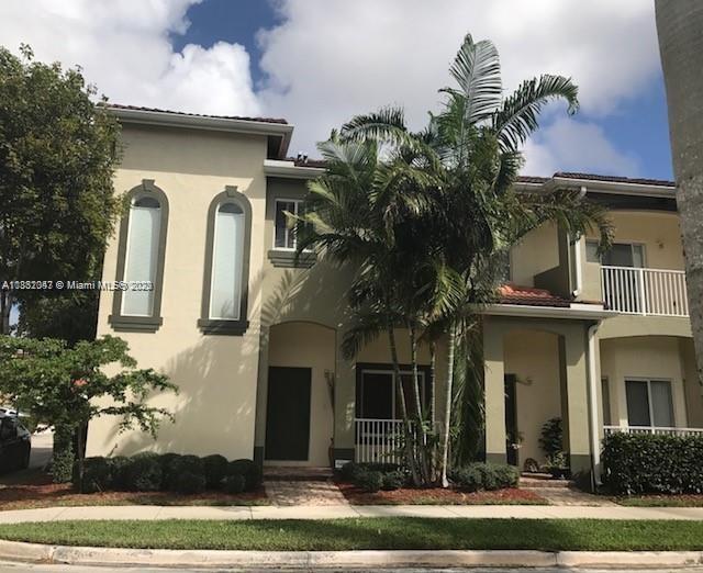1932 SE 24th Ave, Homestead, FL 33035 Townhouse for Rent in Homestead