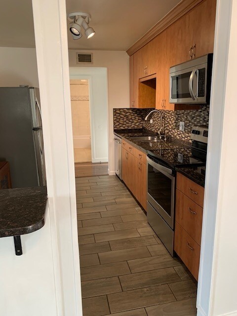 Kitchen Side View - 650 Murray Ln