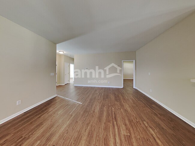 Foto del edificio - 116 Brewster Ct