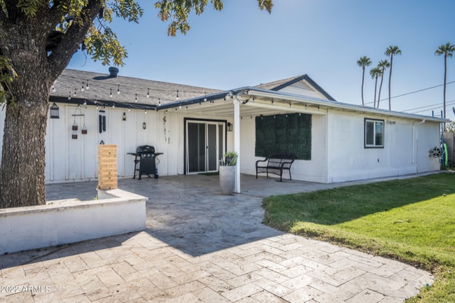 Photo - 7830 N 32nd Dr House