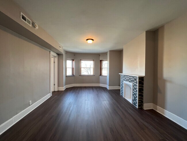 Foto del edificio - 3252 S Princeton Ave