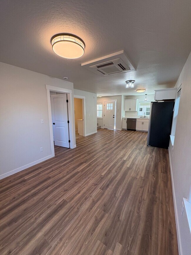 Foto del edificio - New Construction 3-bedroom, 2-bathroom Tow...