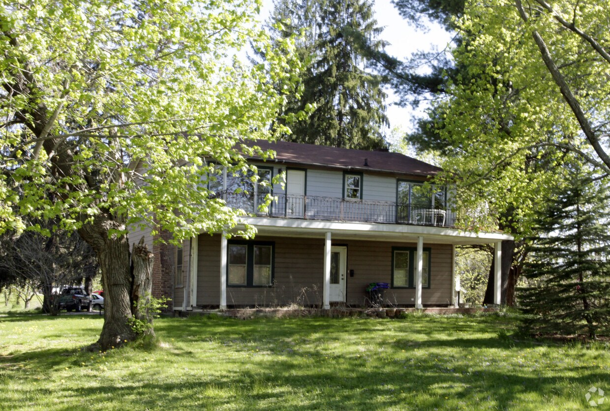 30 Blue Echo Rd, Red Hook, NY 12571 Apartments in Red Hook, NY