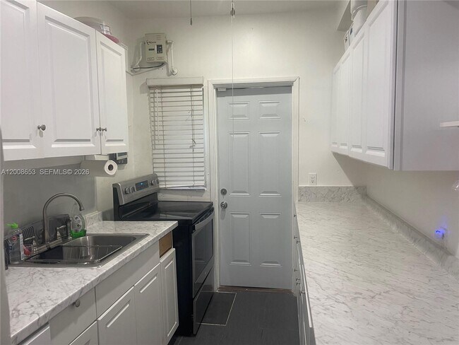 Foto del edificio - 259 NE 111th St