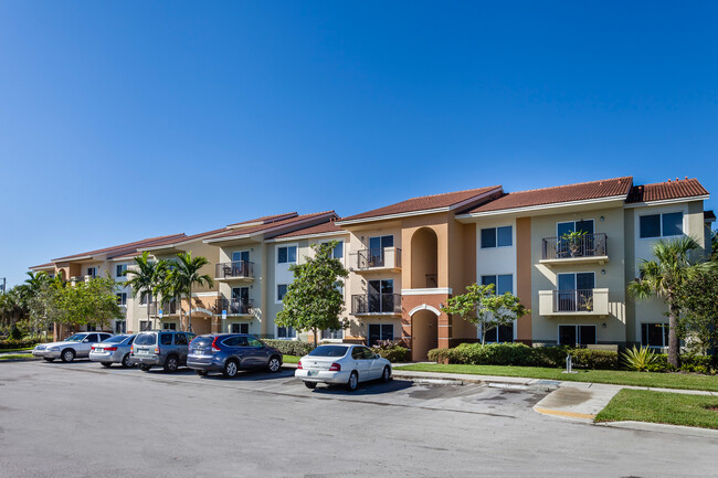 Building Photo - Veranda Senior Apartments