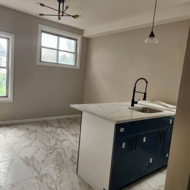 Foto del edificio - 443 Van Houten St