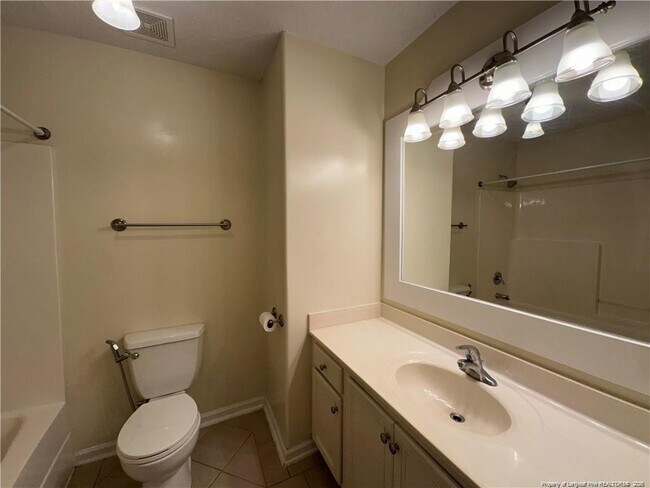 Foto del edificio - 1519 Pinebrook Dr