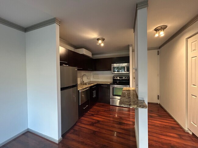 Foto del edificio - 1350 N Dearborn St