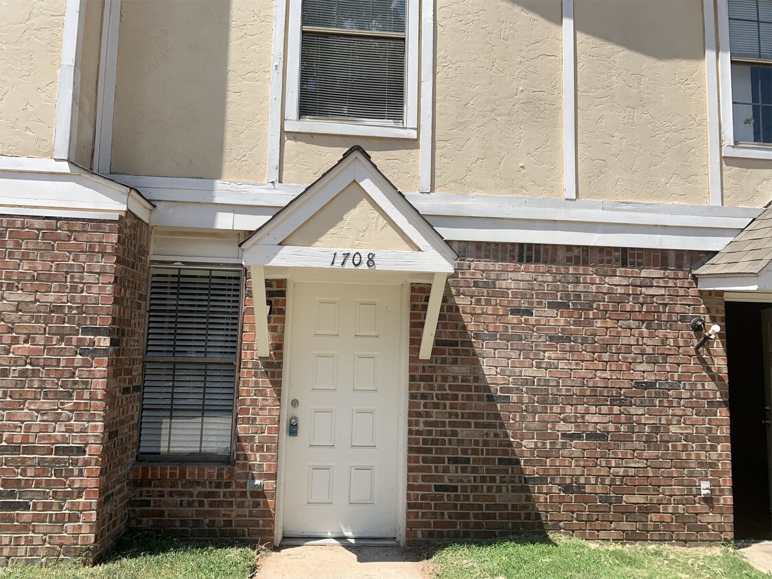6100 MacArthur Park Ln Unit 1708, Oklahoma City, OK 73127 Apartment