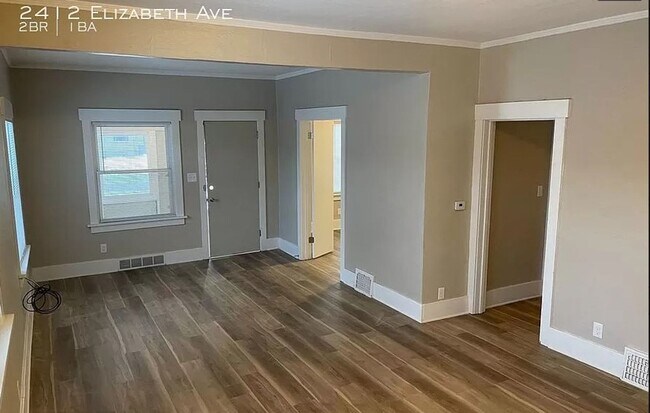 Foto del edificio - Two bedroom home near Fairgrounds!