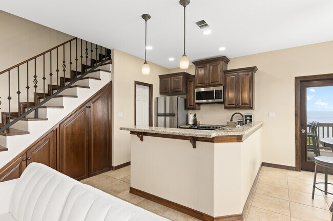 Foto del edificio - 48157 E Ocean Blvd