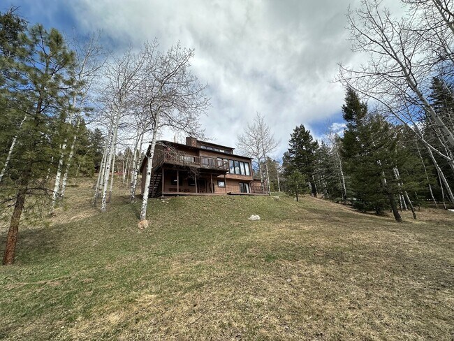 Building Photo - Home with Four Acres with Mt Evans Views!!