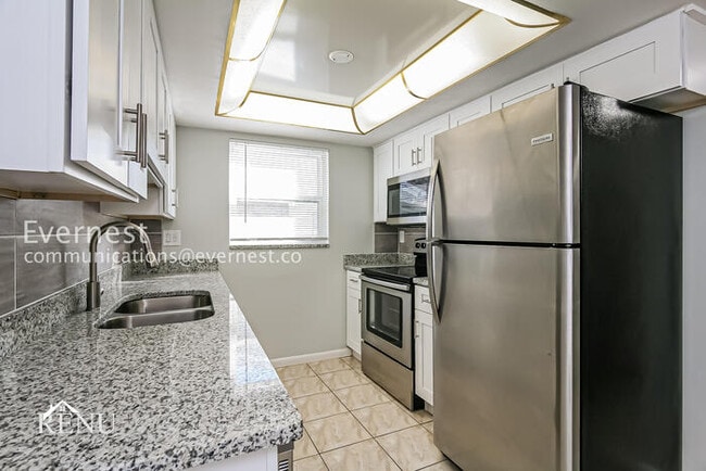 Building Photo - 7125 Nova Scotia Dr