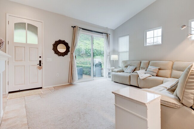 Building Photo - 14 Celano Ct