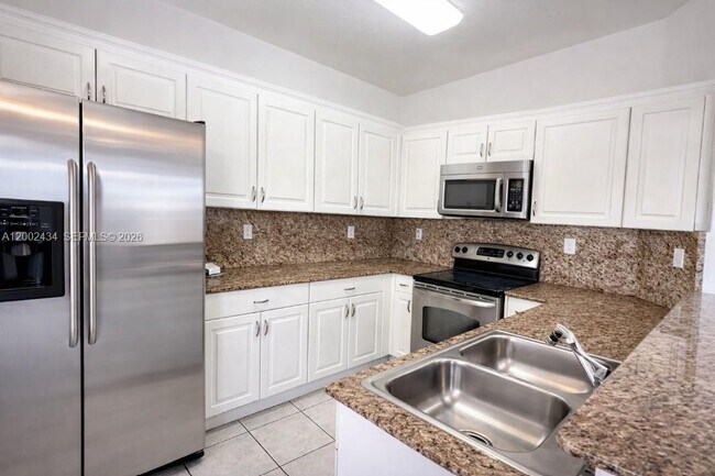 Foto del edificio - 10911 NW 79th St