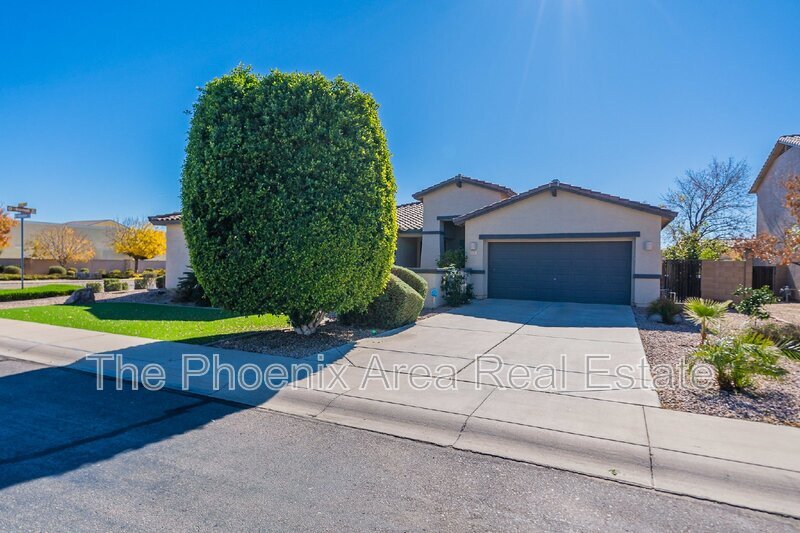 Photo - 2741 E Yellowstone Pl