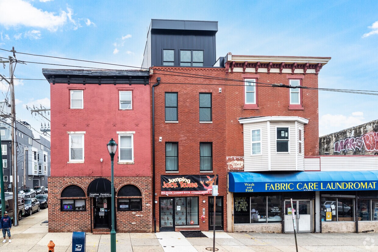Foto del edificio - 2531 WEST GIRARD: BREWERYTOWN