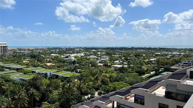 Building Photo - 201 Crandon Blvd
