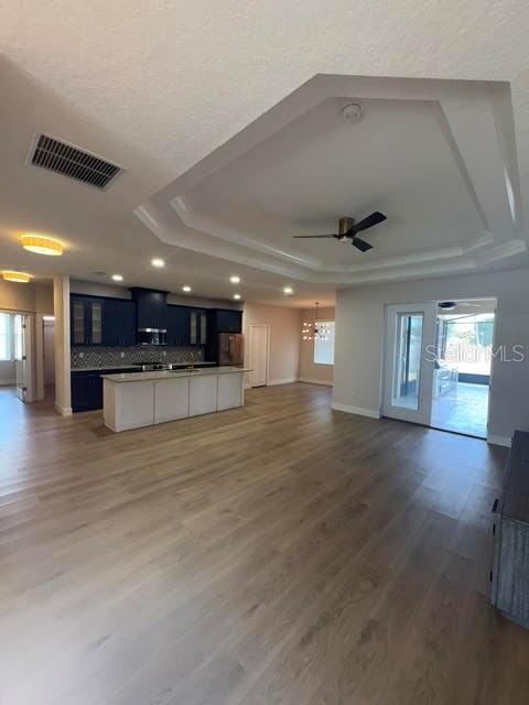 Building Photo - 123 Bickford Dr