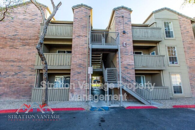 Foto del edificio - 200 E Southern Ave