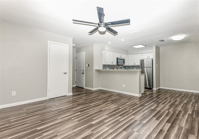 Foto del edificio - 3022 Forest Ln