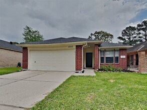 Building Photo - 20110 18th Fairway Dr
