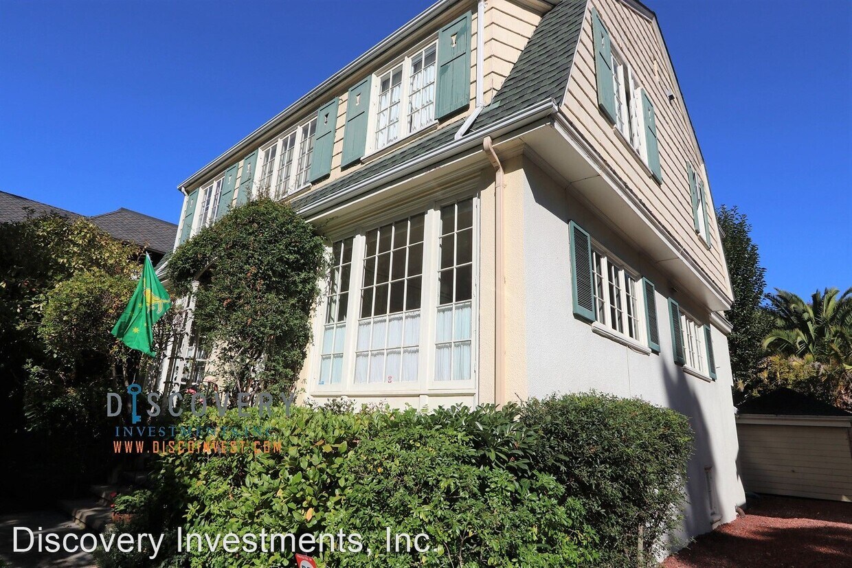 Primary Photo - 4 br, 3 bath House - 73 Parkside Dr.