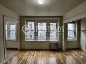 Building Photo - 1171 Boylston St
