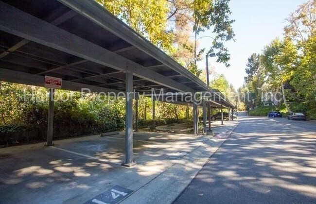 Foto del edificio - 3604 W Estates Ln