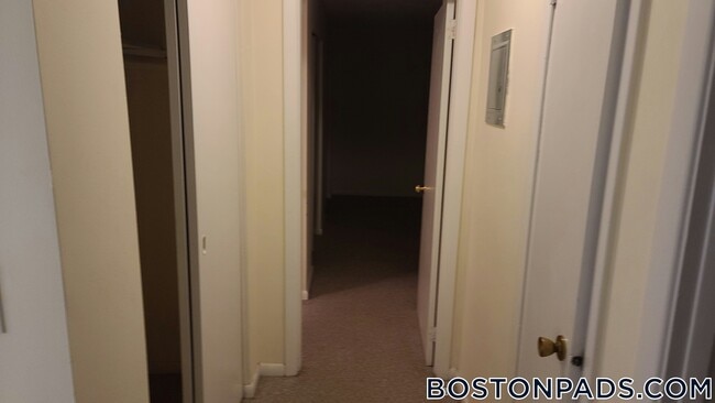 Foto del edificio - 245 Main St