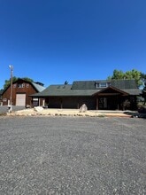 Building Photo - 225 Mission View Dr