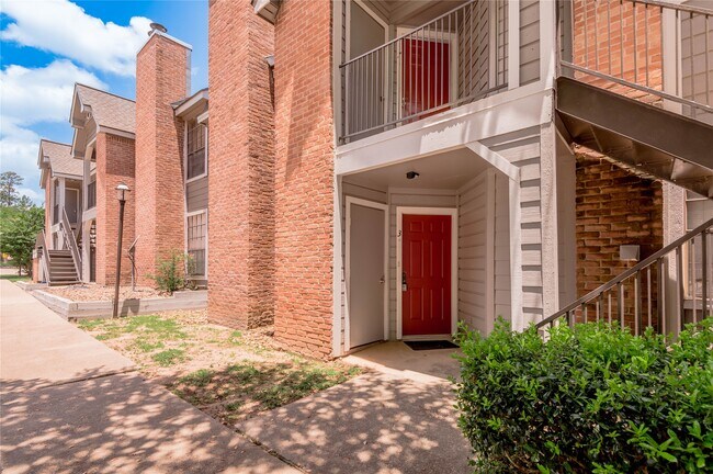 Foto del edificio - 2401 Sycamore Ave