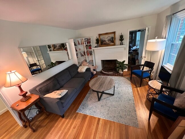 Sala de estar - 3221 Douglasdale Rd