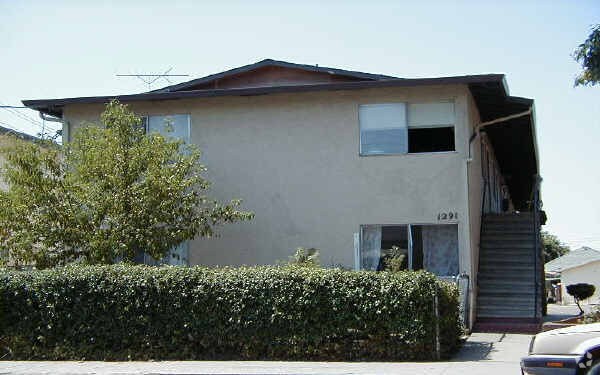 Building Photo - 1291 Plum St