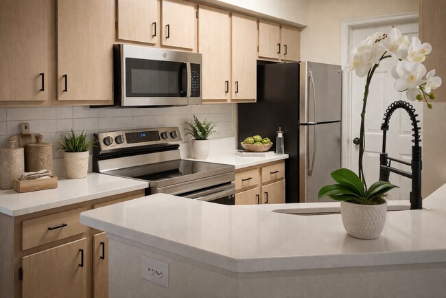 Foto del edificio - For Rent Beautiful  2/2 First Floor Condo at the Crest close to UCF and Valencia College !!!