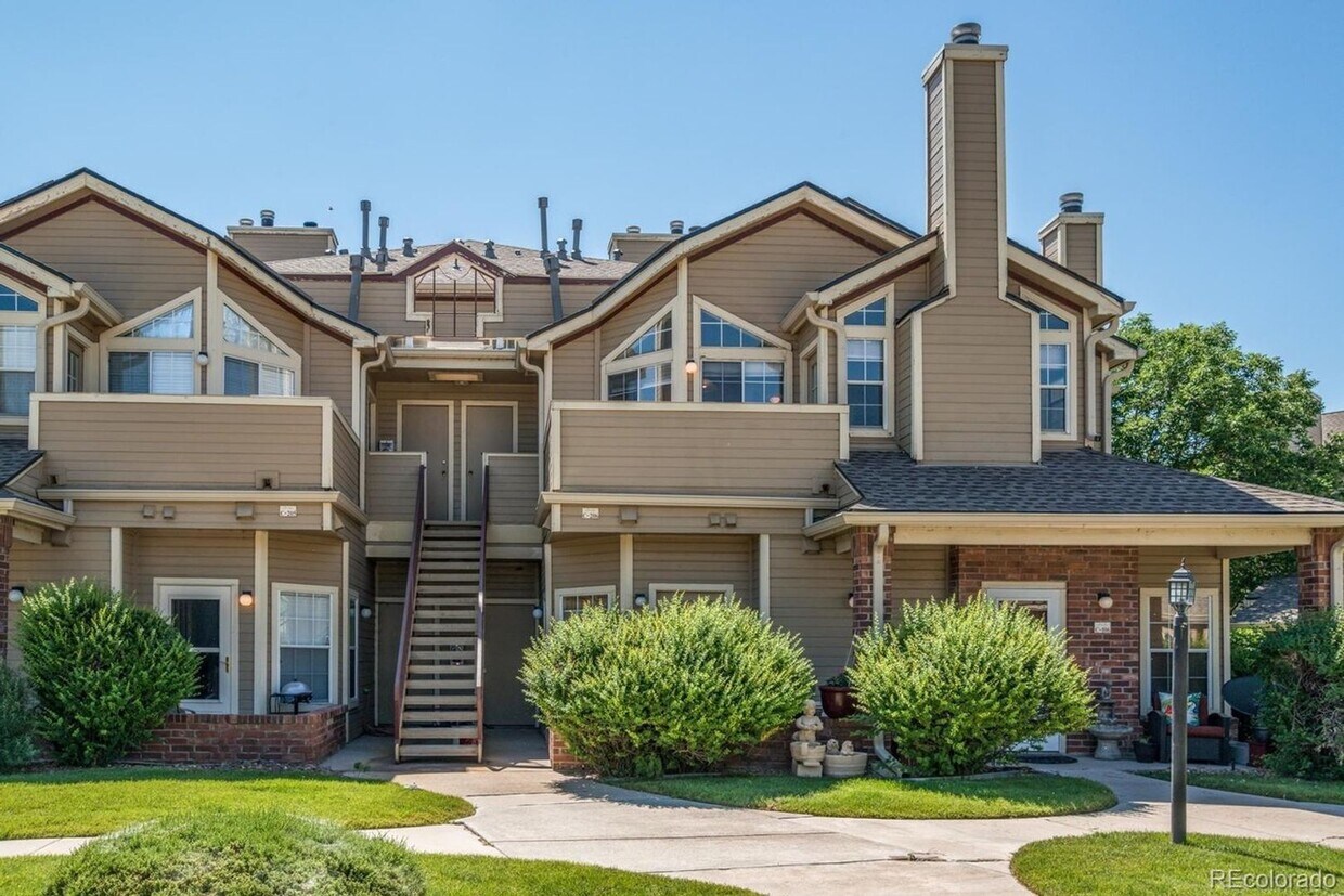 Foto principal - Beautiful Condo - Quincy and Wadsworth