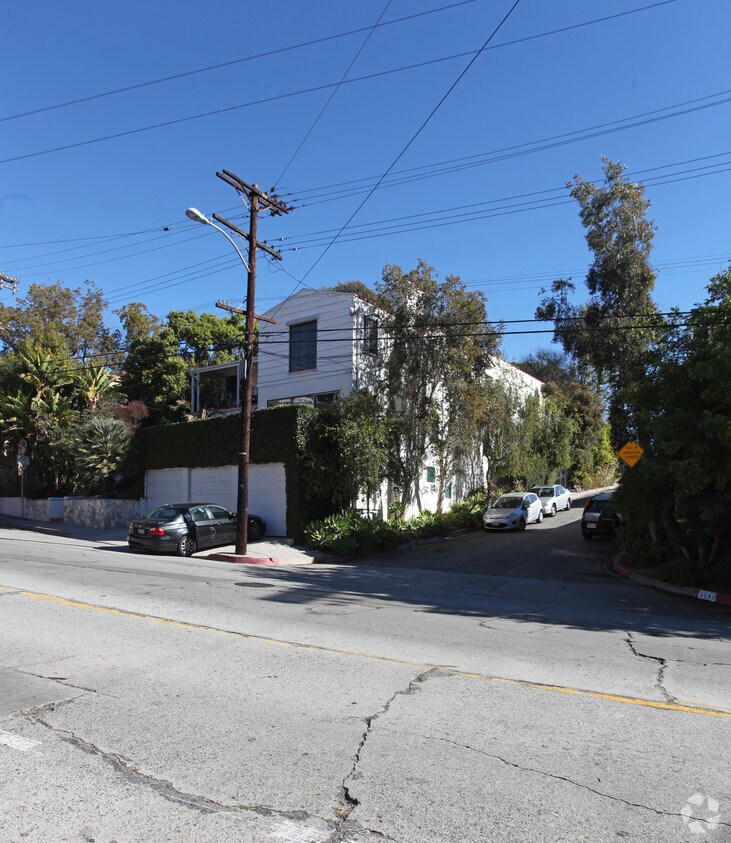 Building Photo - 3236-3238 Griffith Park Blvd