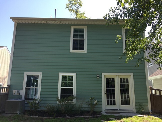 Foto del edificio - 1625 Sparkleberry Ln