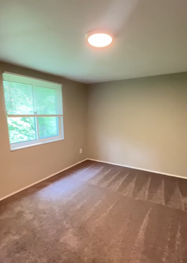 Interior Photo - Hillside Meadows