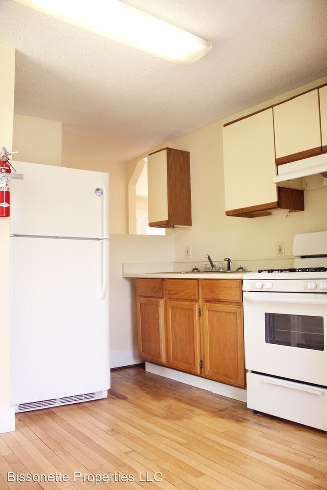 95 Union St, Winooski, VT 05404 Room for Rent in Winooski, VT