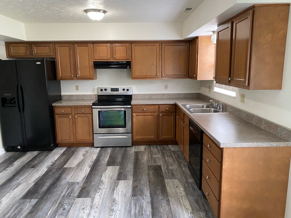 104 Hidden Cove Unit 91, Teays Valley, WV 25560 104 Hidden Cove Teays