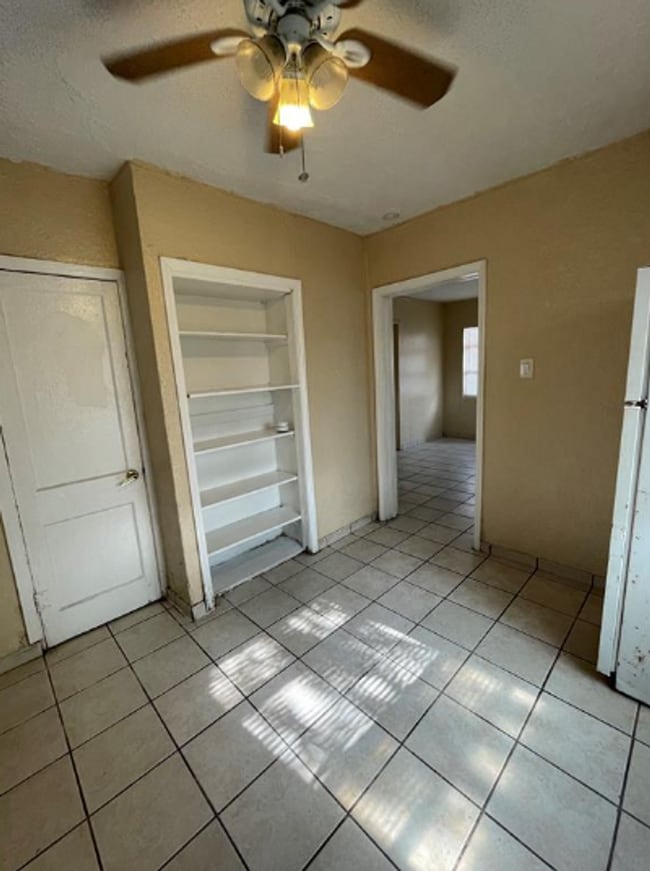 Building Photo - Affordable Studio + 1 Bath