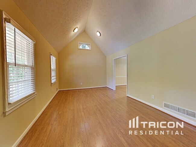 Building Photo - 2021 Terra Court Lawrenceville GA
