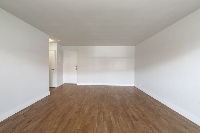 Building Photo - 25 Eccleston Dr