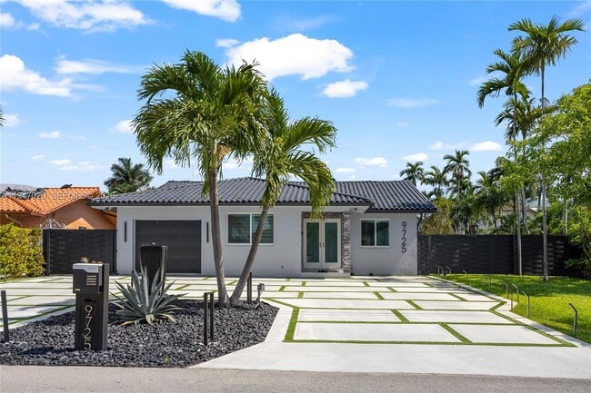 Building Photo - 9725 NW 28th Terrace